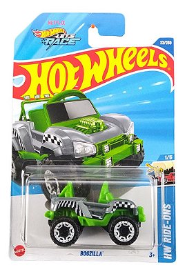 Hot Wheels 87 Audi Quattro Super Thunt  2025